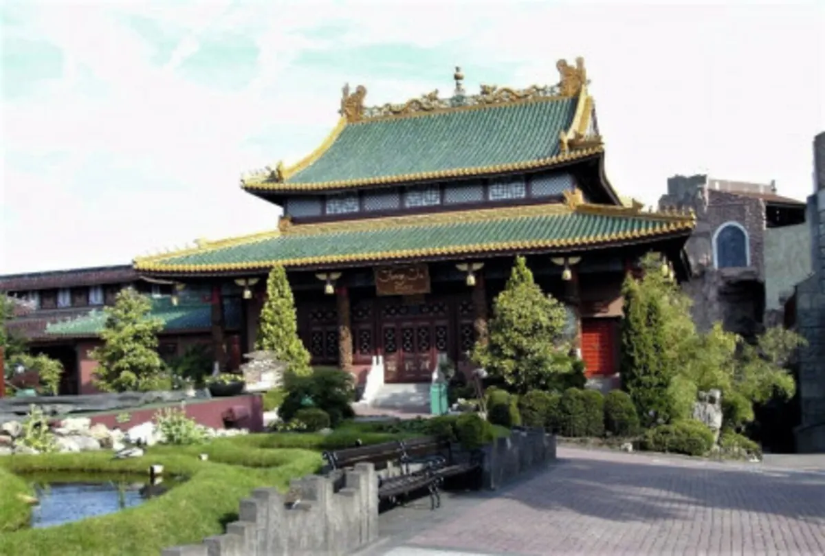 Feng Ju Palace