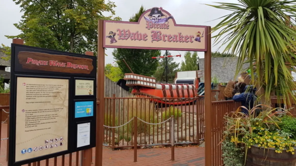 Pirate Wave Breaker