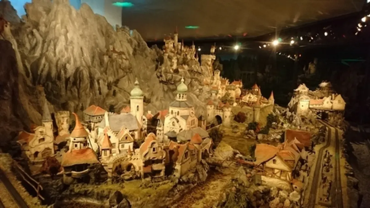 Diorama