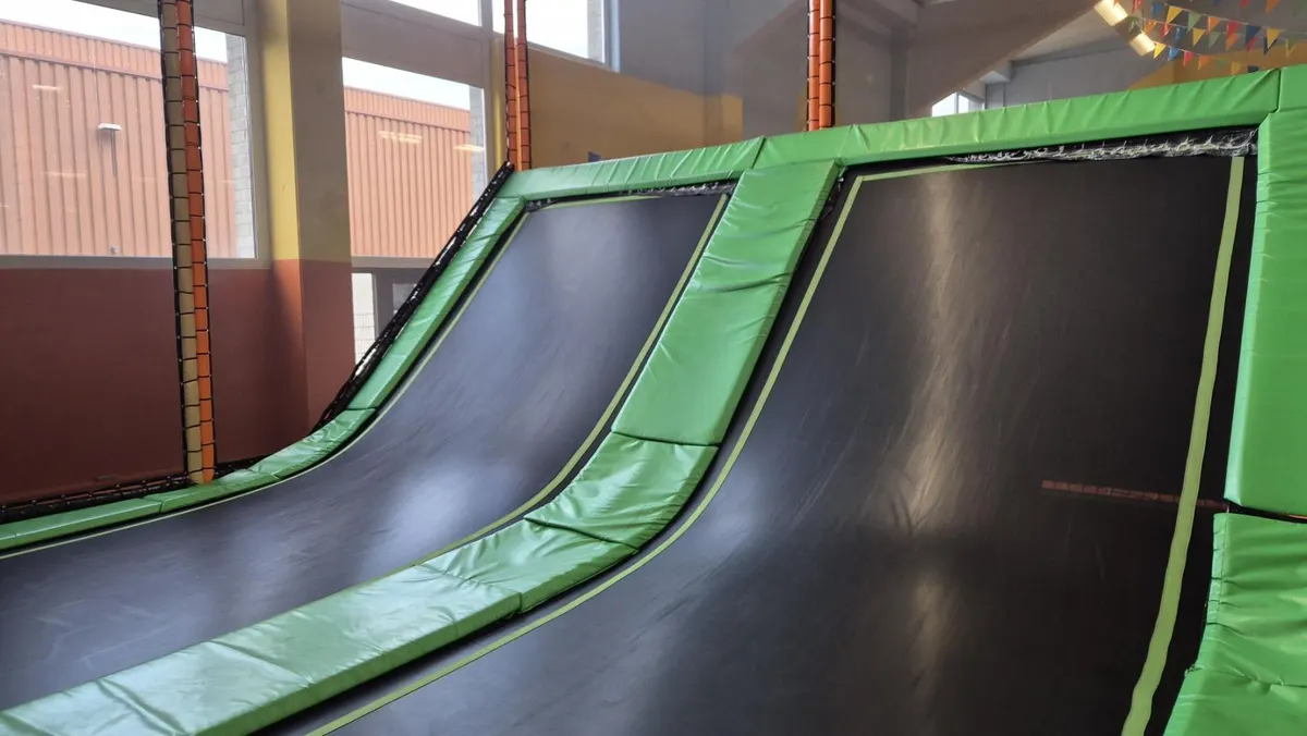 Trampoline