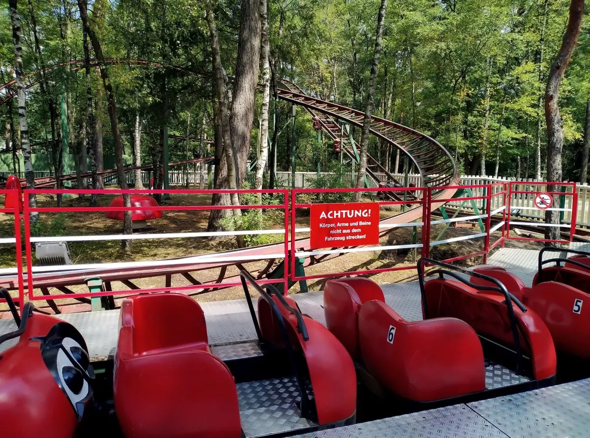 Familien-Achterbahn "Wilde Biene"
