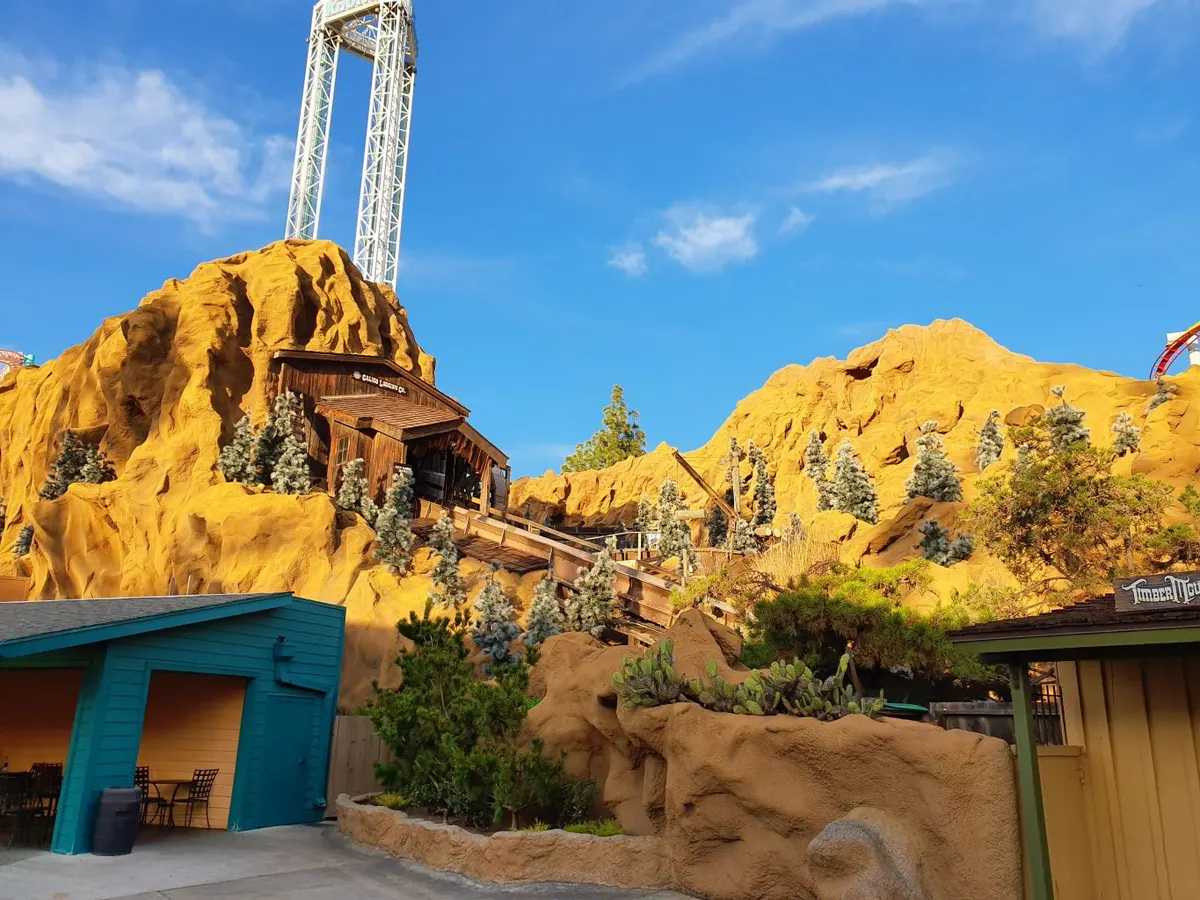 Timber Mountain Log Ride
