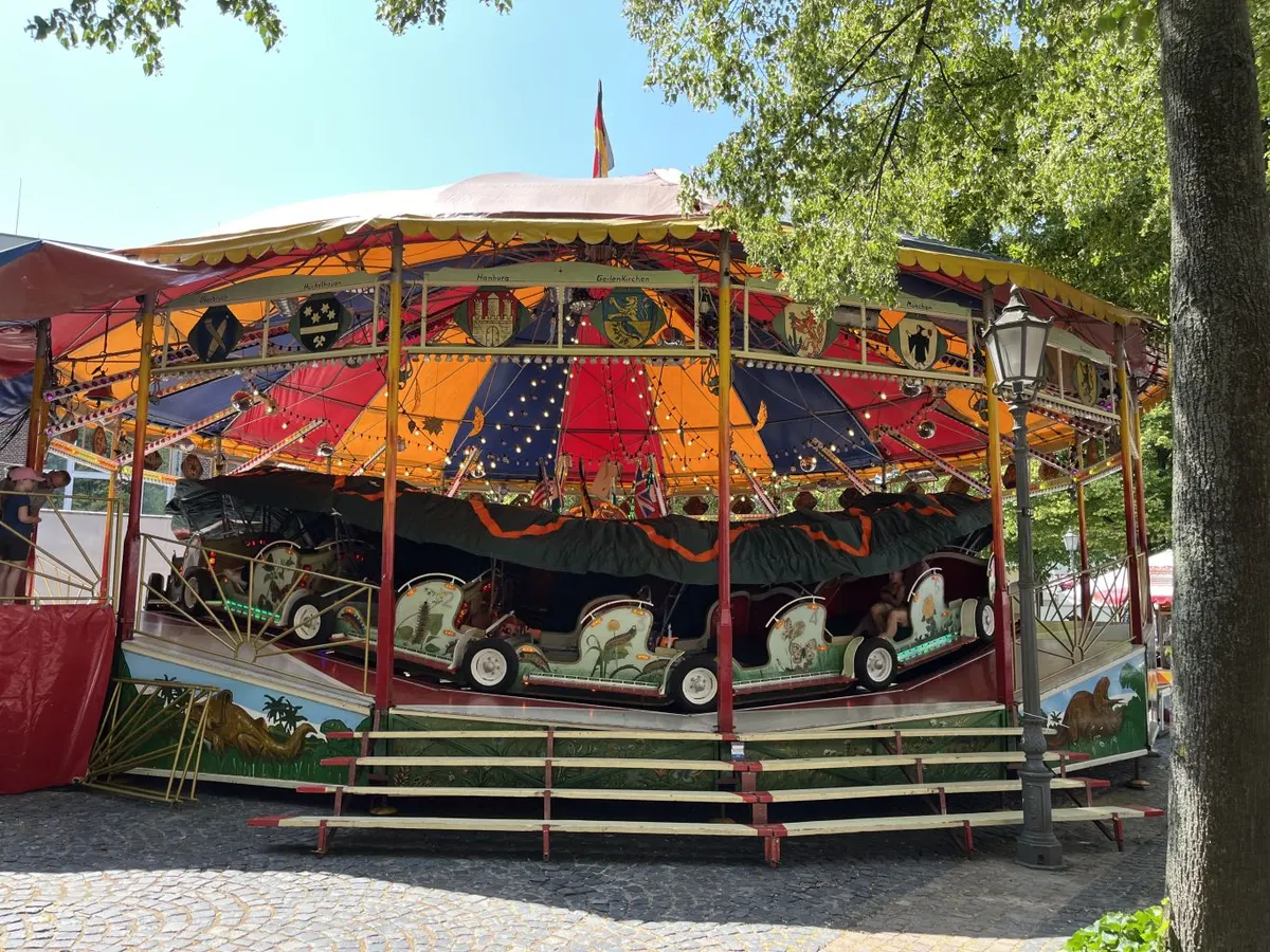 Raupenbahn