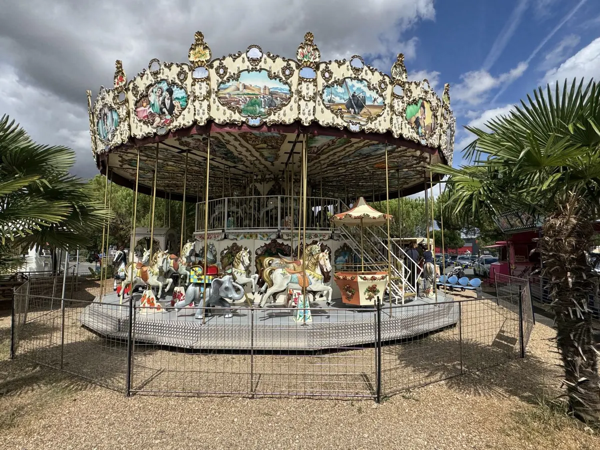 Carrousel 1900