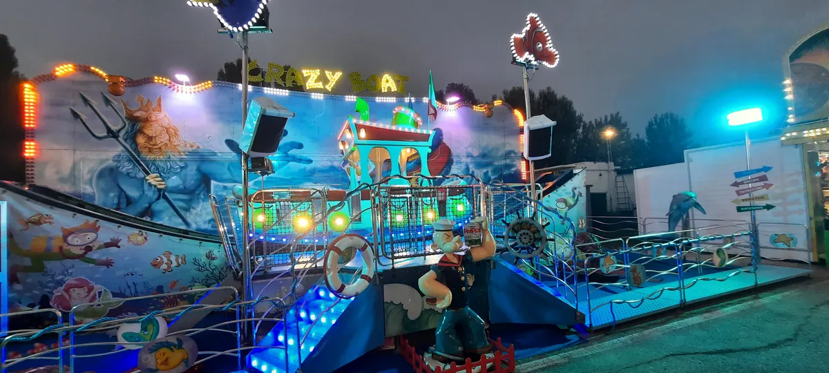 Crazy Boat