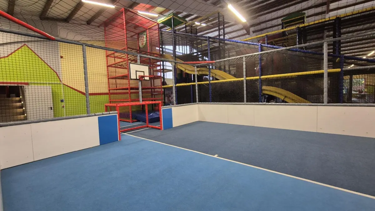 Indoor-Soccerplatz
