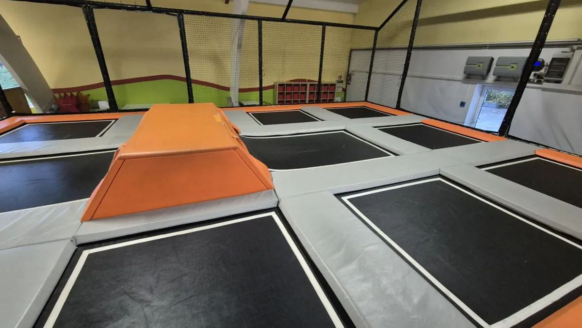Trampoline