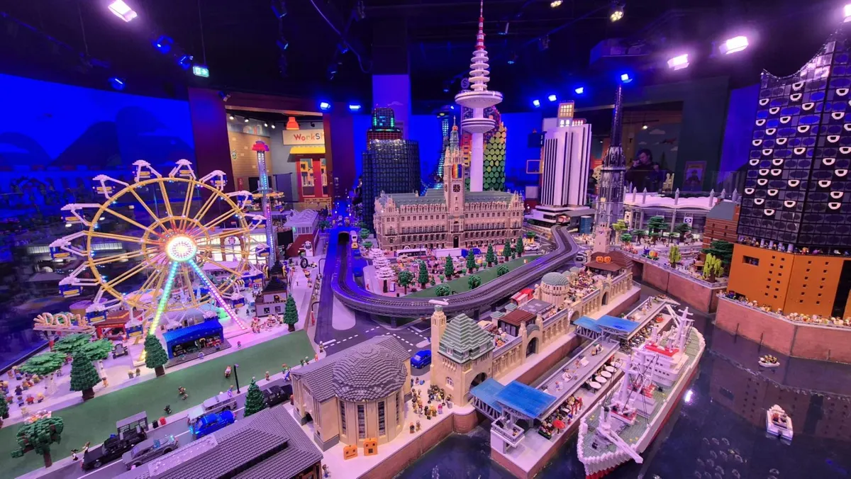 Mini World