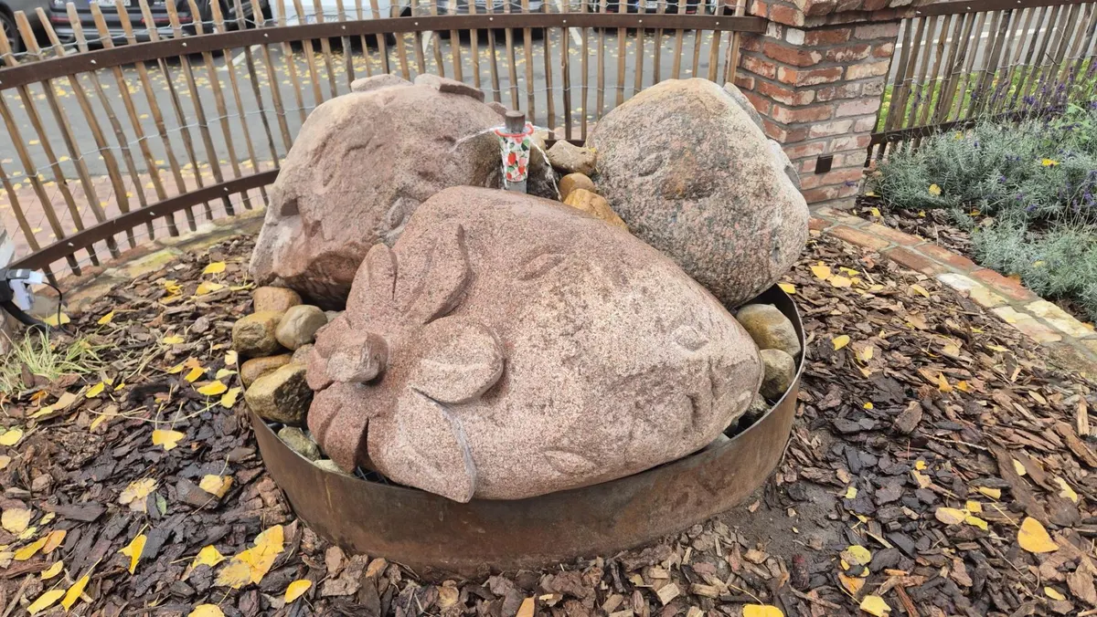 Erdbeer-Brunnen