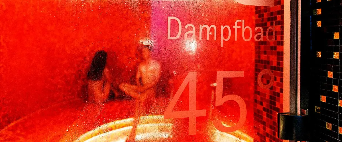 Dampfbad (Textilfreier Bereich)
