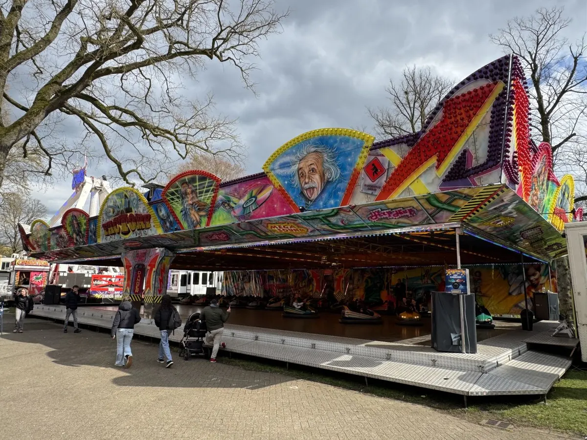 Autoscooter Sound Factory (de Groot, NL)