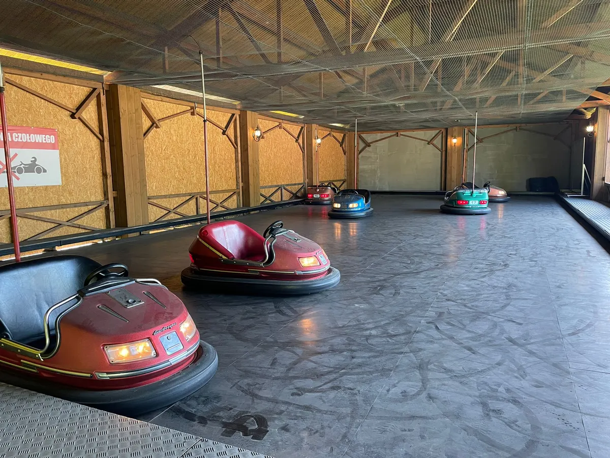 Autoskuternia