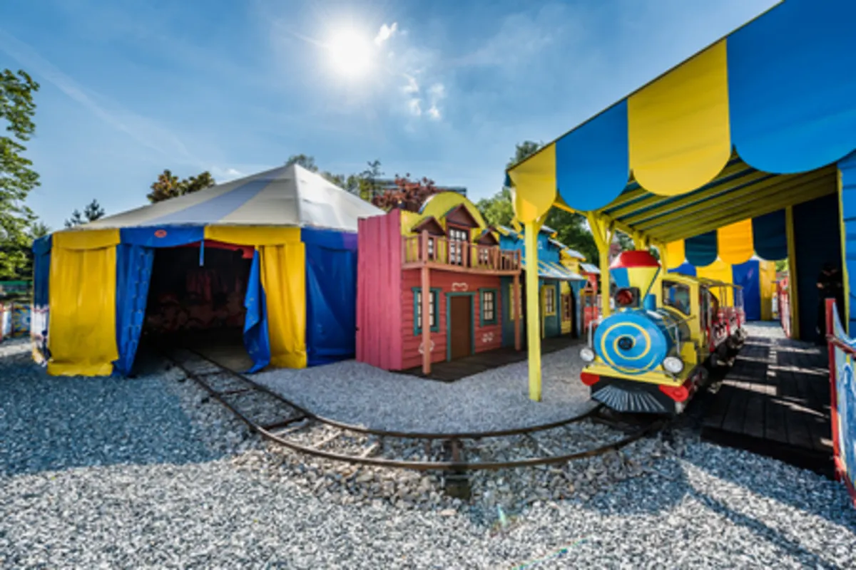 Circus Train
