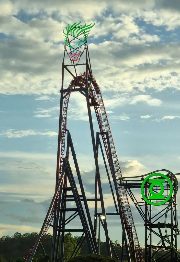DC Rivals Hypercoaster