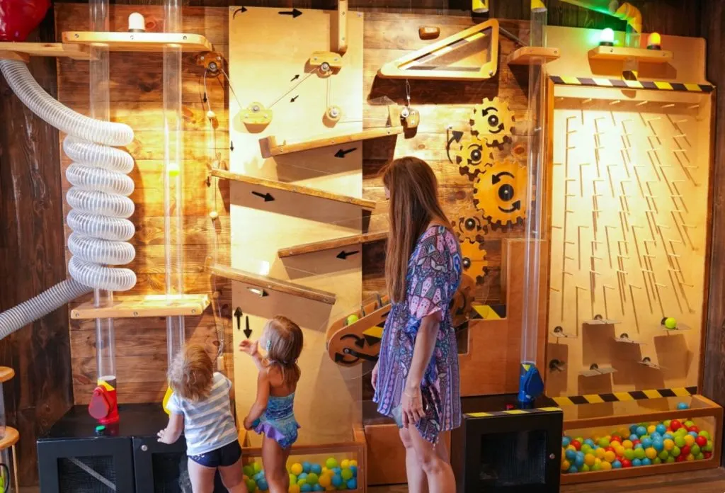 Bear’s Fun House