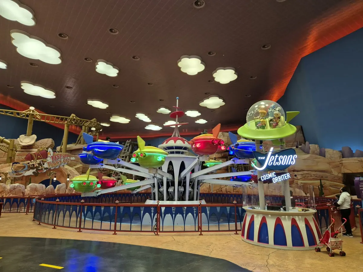 The Jetsons Cosmic Orbiter