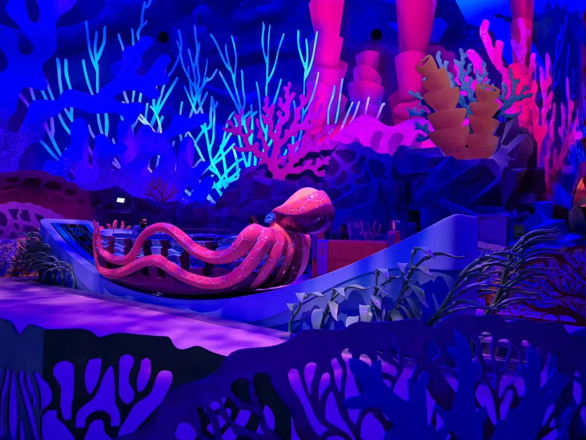 Octozoom!