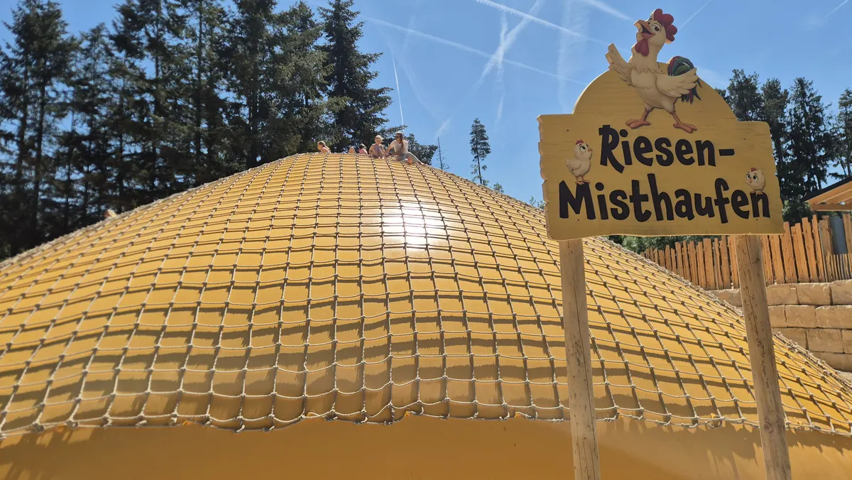Riesen-Misthaufen