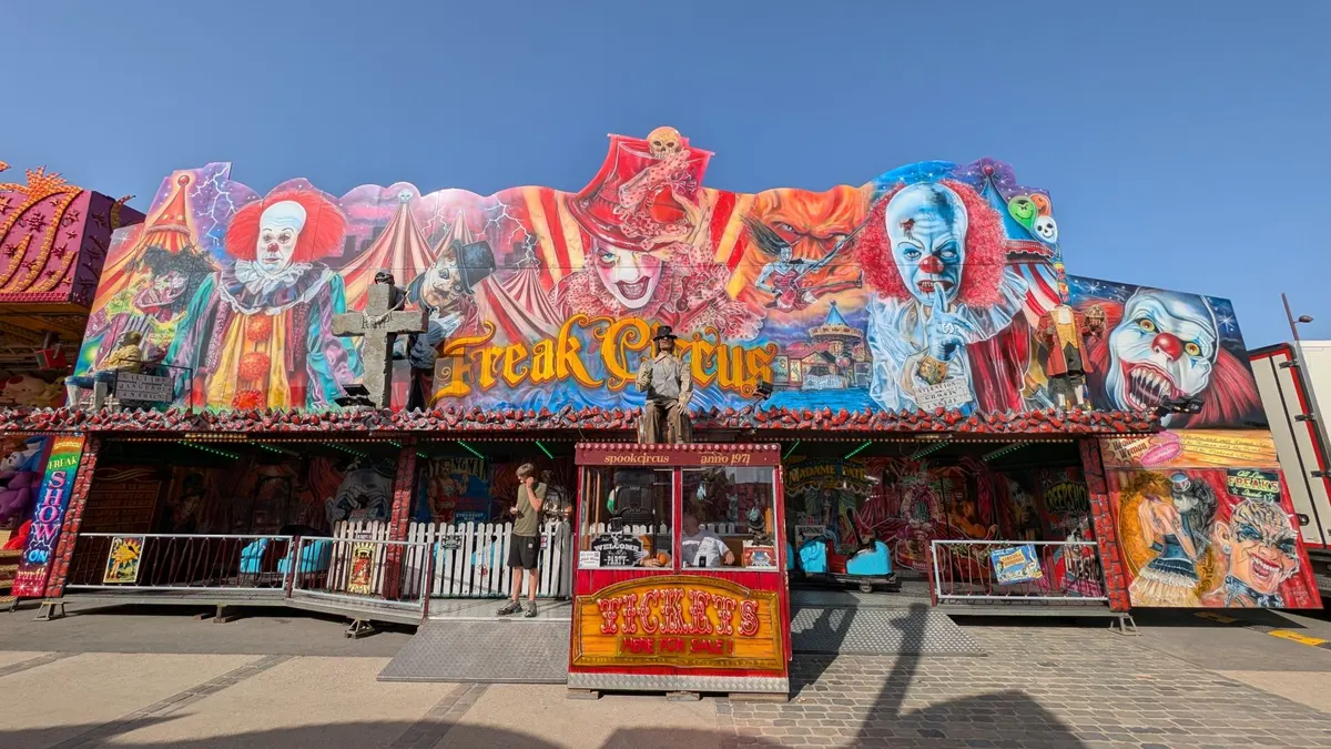 Freak Circus (Steenbergen/Gühnen, NL)