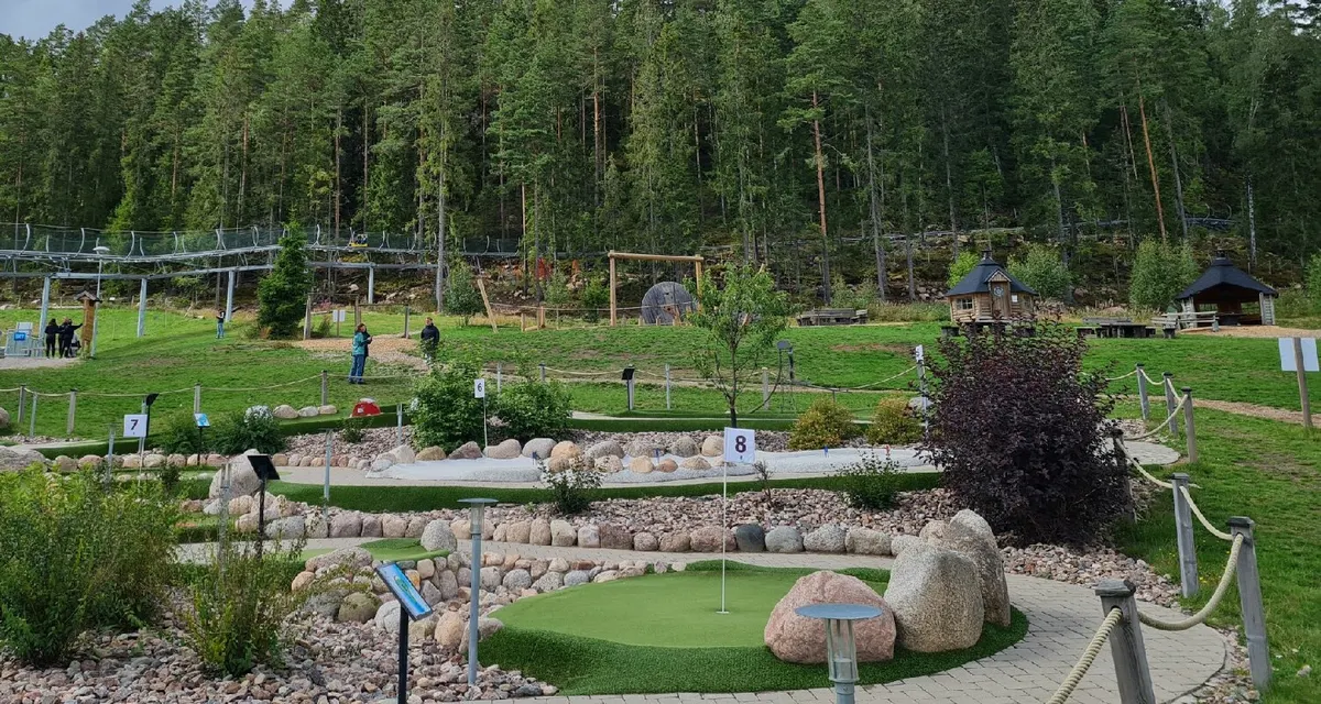 Adventure Golf