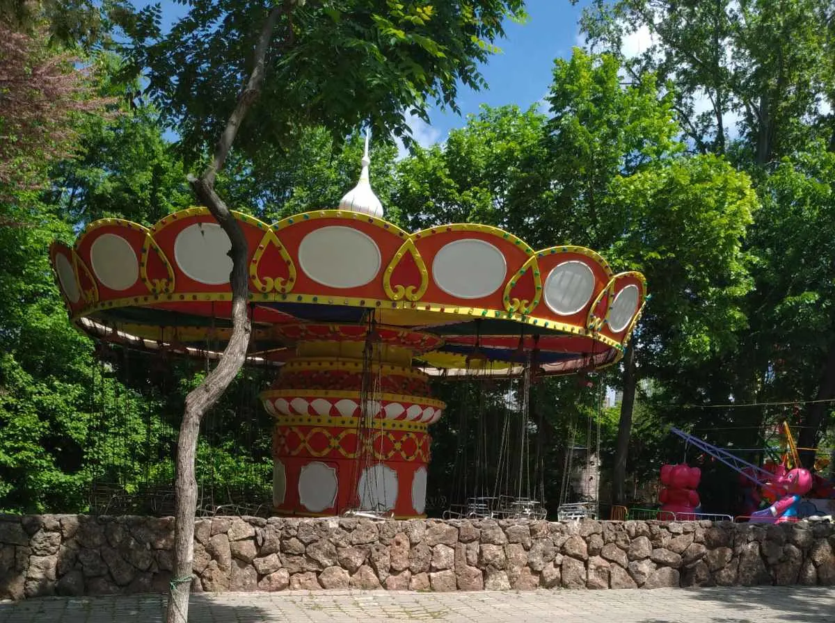 Պարող շղթա / Tanzende Kette