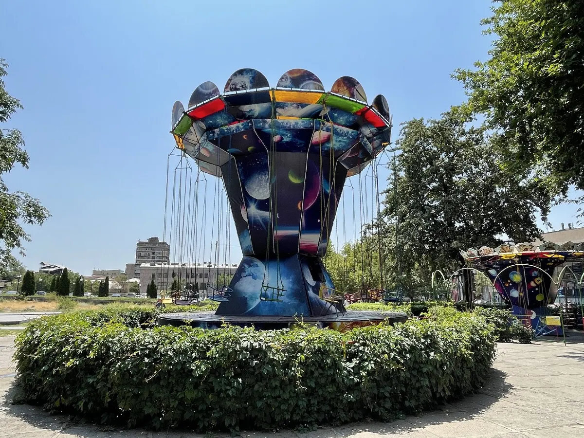 Մեծ շղթա / Chain carousel