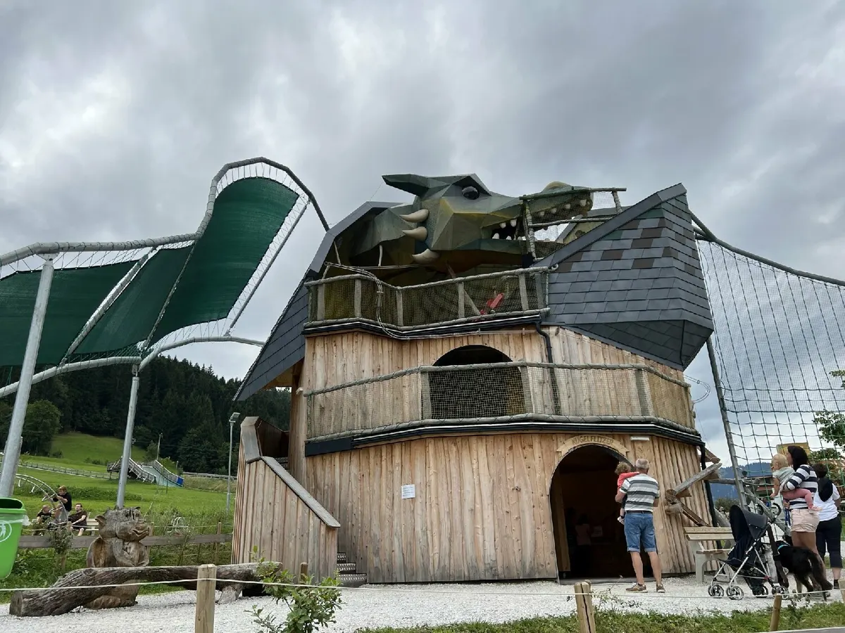 Drachenkugelbahn