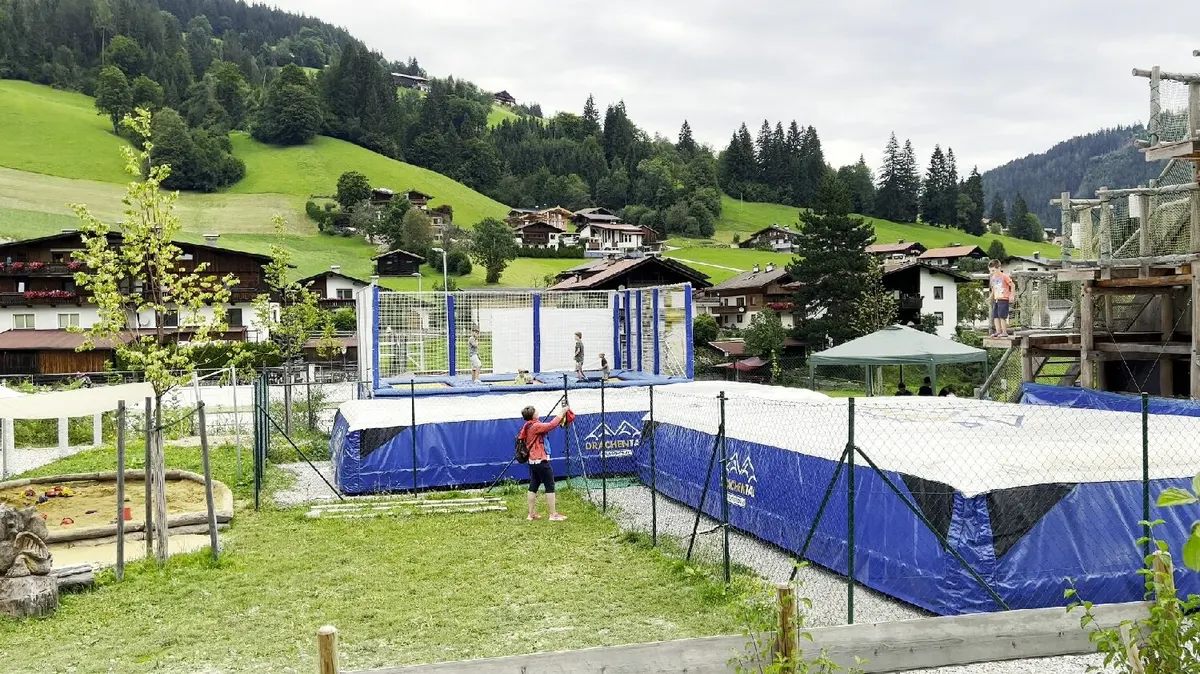Trampolin & Sprungturm