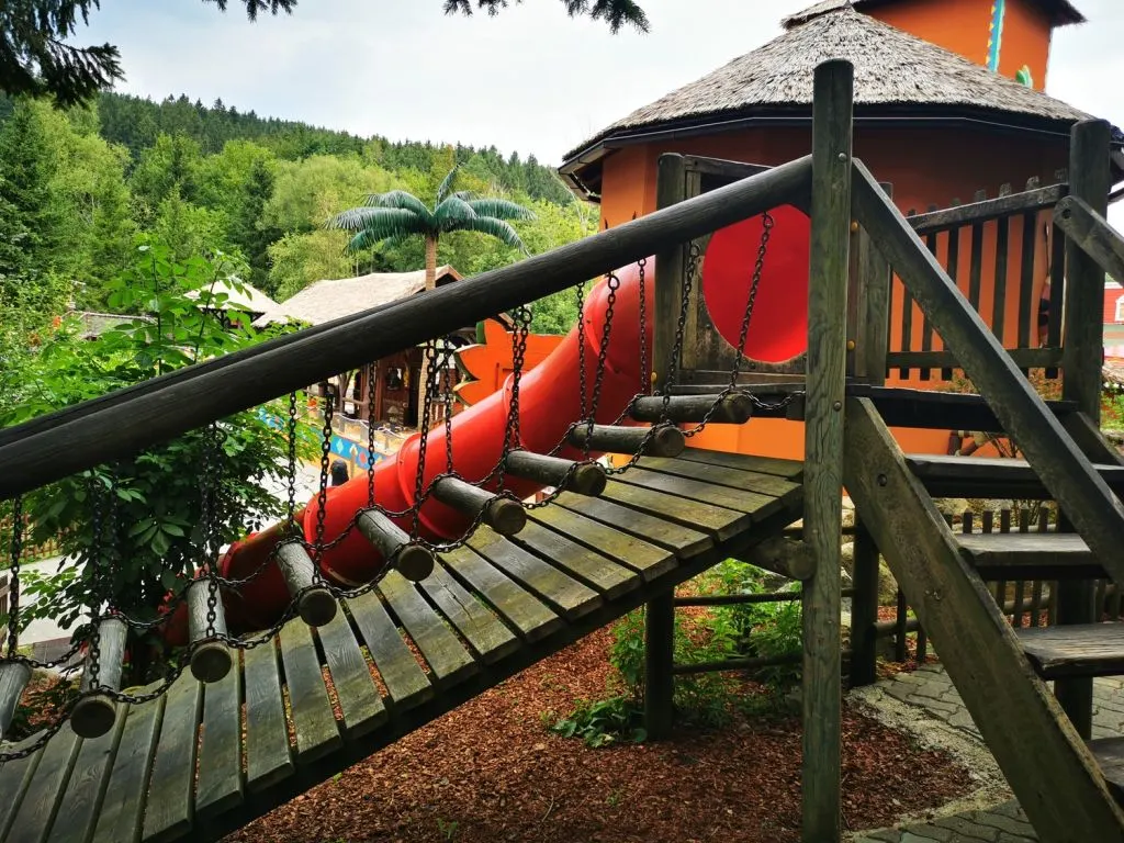 Röhrenrutsche