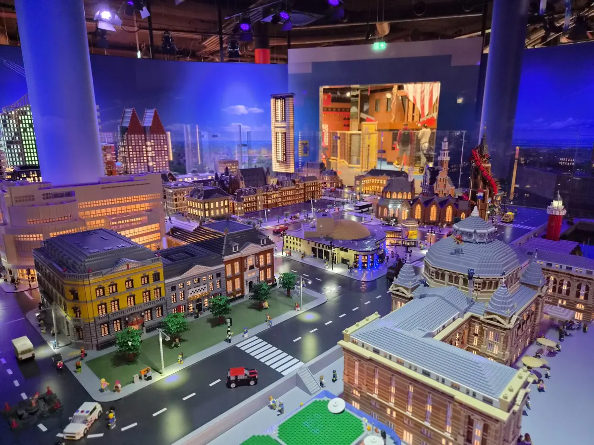 Miniland®