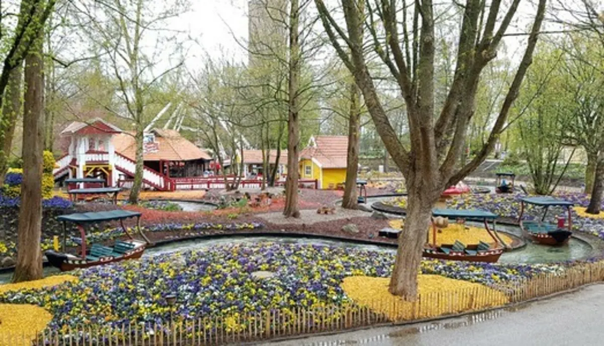 Blumenmeer-Bootsfahrt