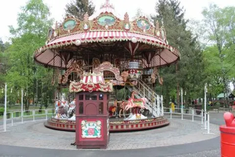 Nostalgie-Dampf-Karussell