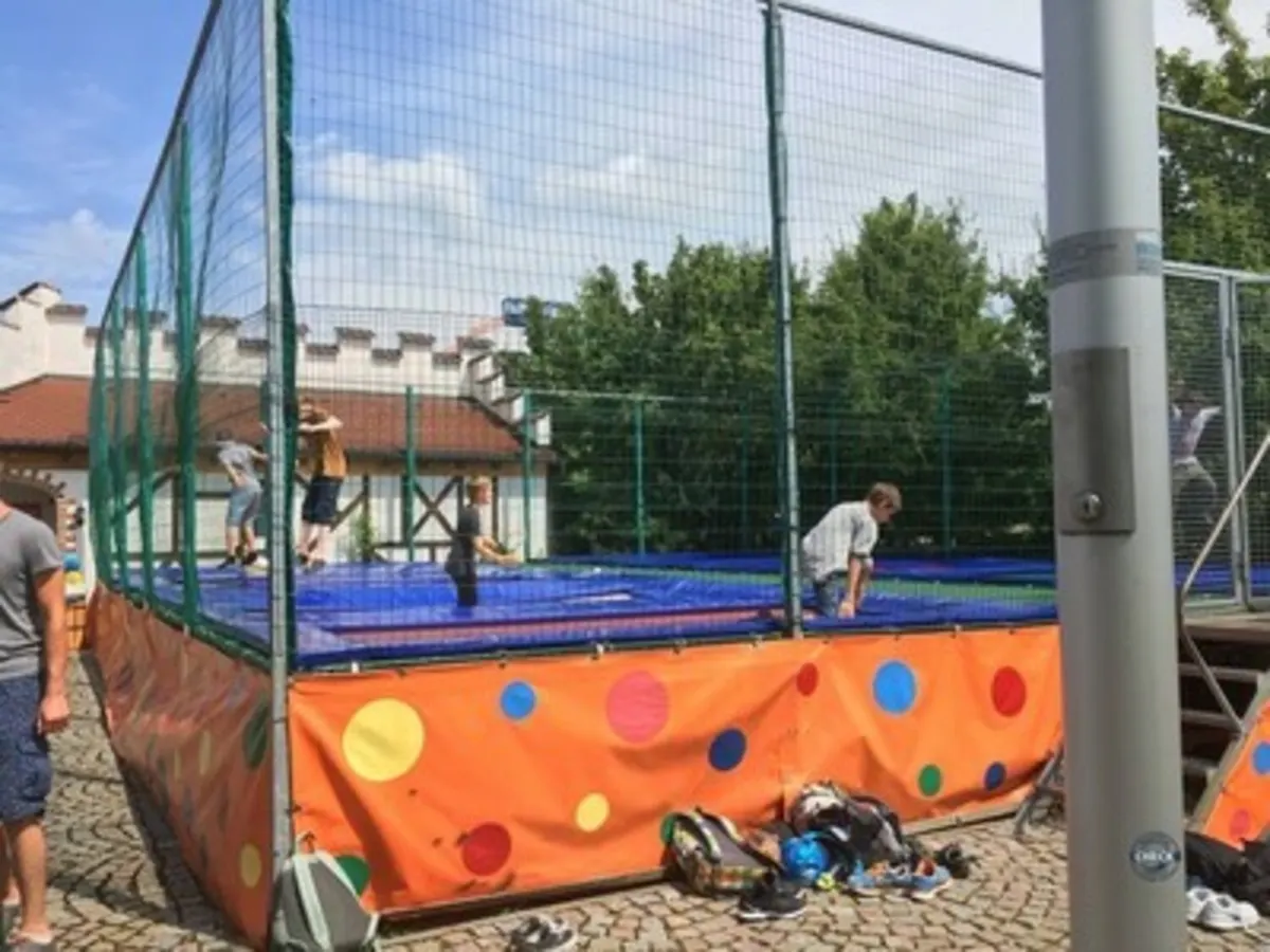Trampolin