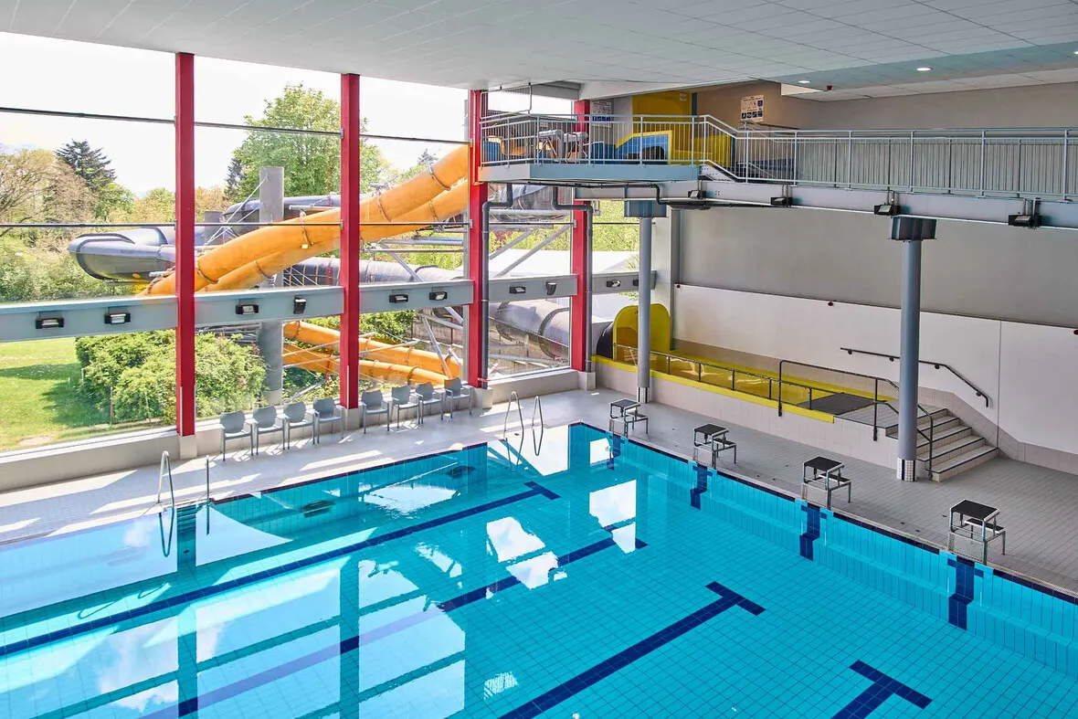 Hallenbad Rutschencenter (Foto: Freizeitbad Oktopus)