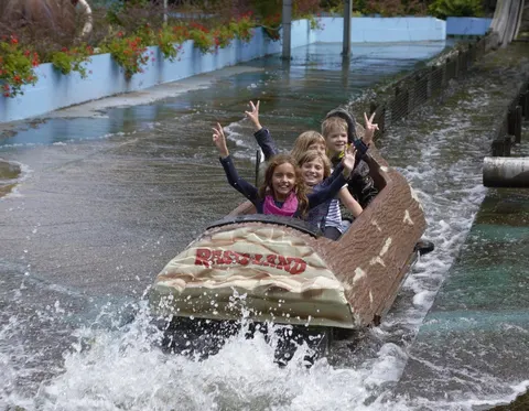 Rasti-Land Wildwasserbahn