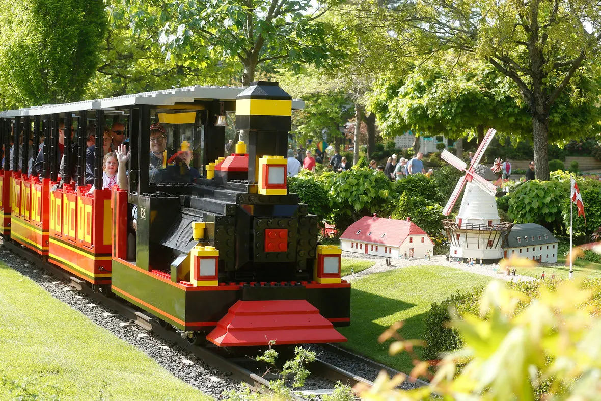 LEGO Tog