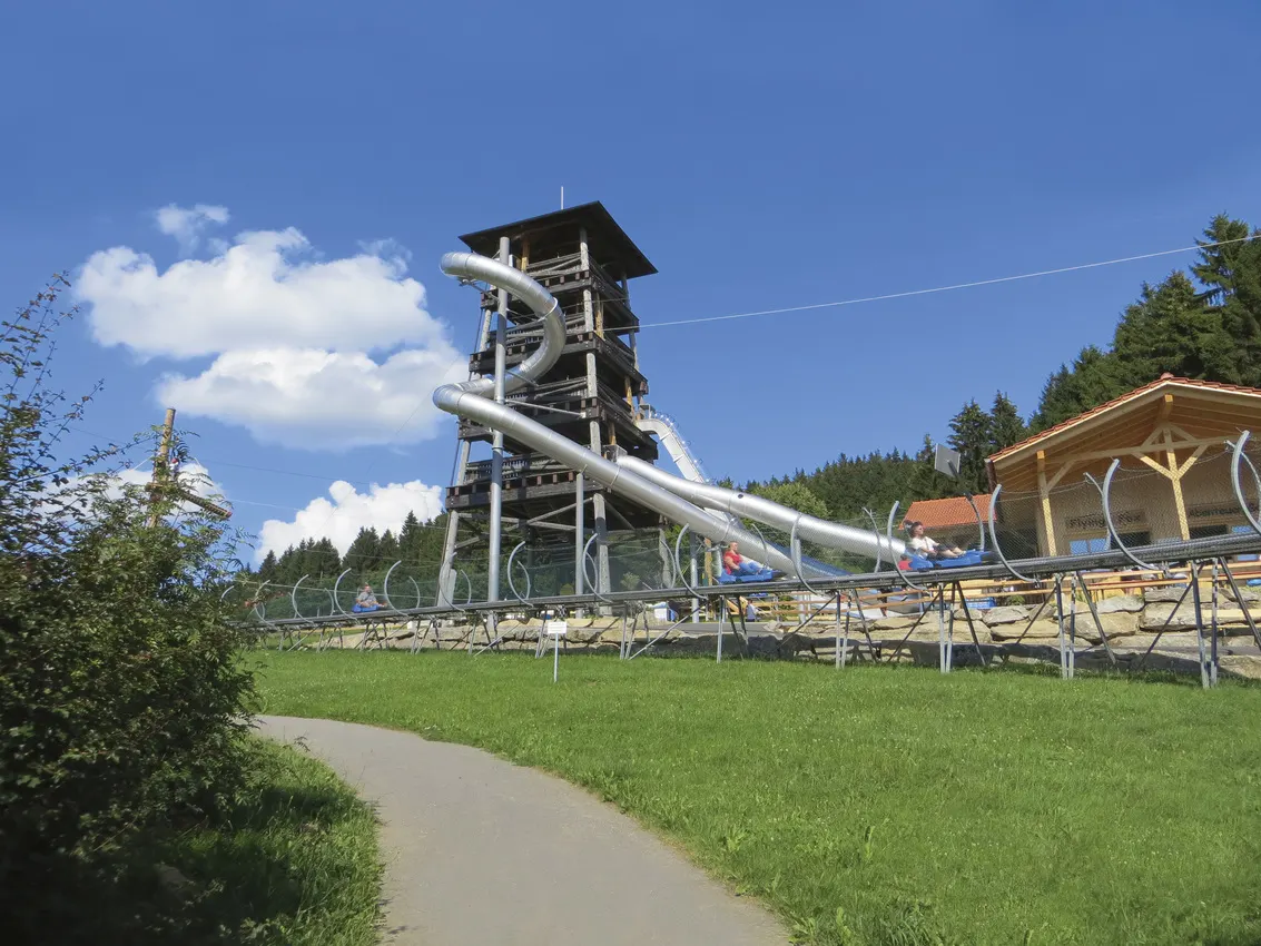 Mega-Erlebnisrutschen