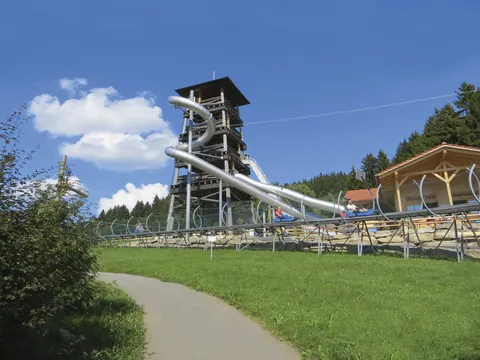 Mega-Erlebnisrutschen