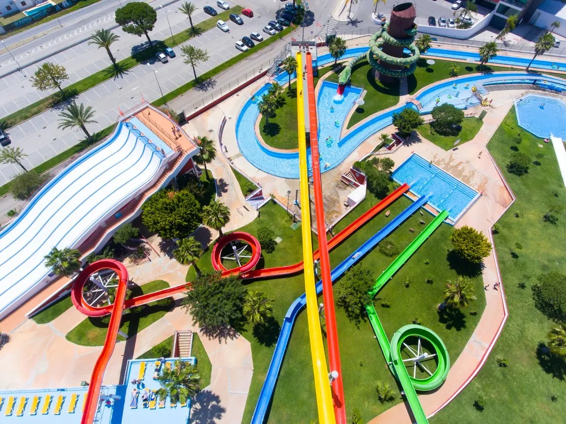 Aquashow Park-Hotel - Free Fall & The Tubes (Foto: aquashow)