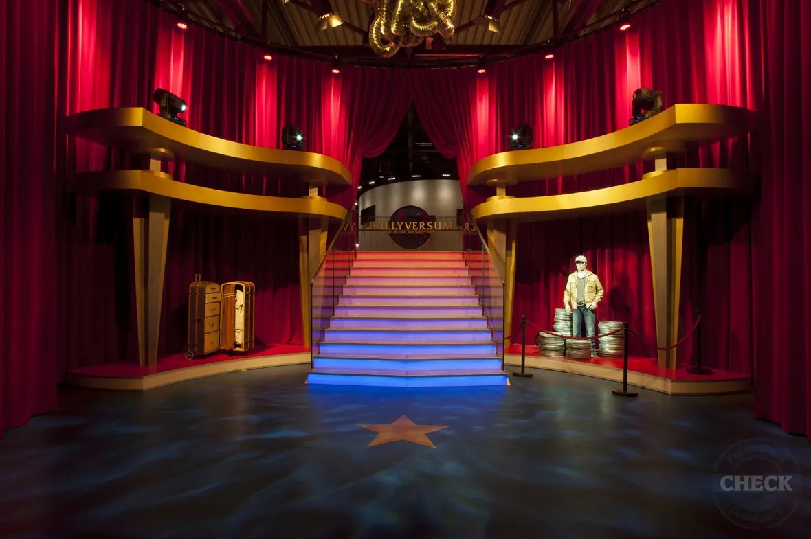 Bullyversum - Foyer