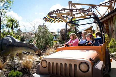 Dinosaurier Tour (Foto: Paultons Park)