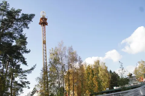 Giraffe Tower