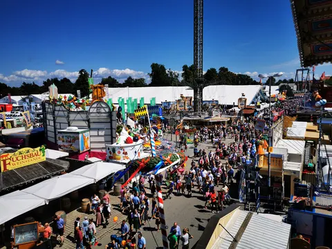 Übersicht Gäubodenvolksfest